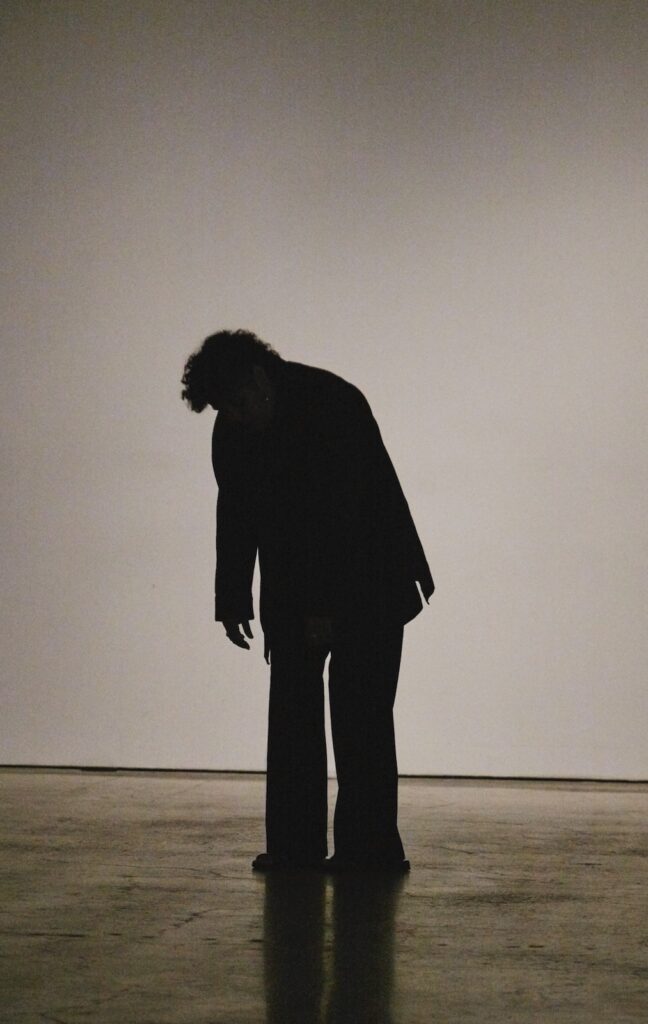 Louise Liliefeldt performing What Does It Mean to Forget at the Art Gallery of Ontario