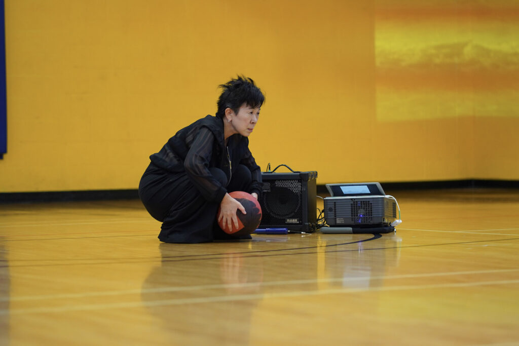 Sakiko Yamaoka performs Body Maintenance as part of KinesTHESES, 2019