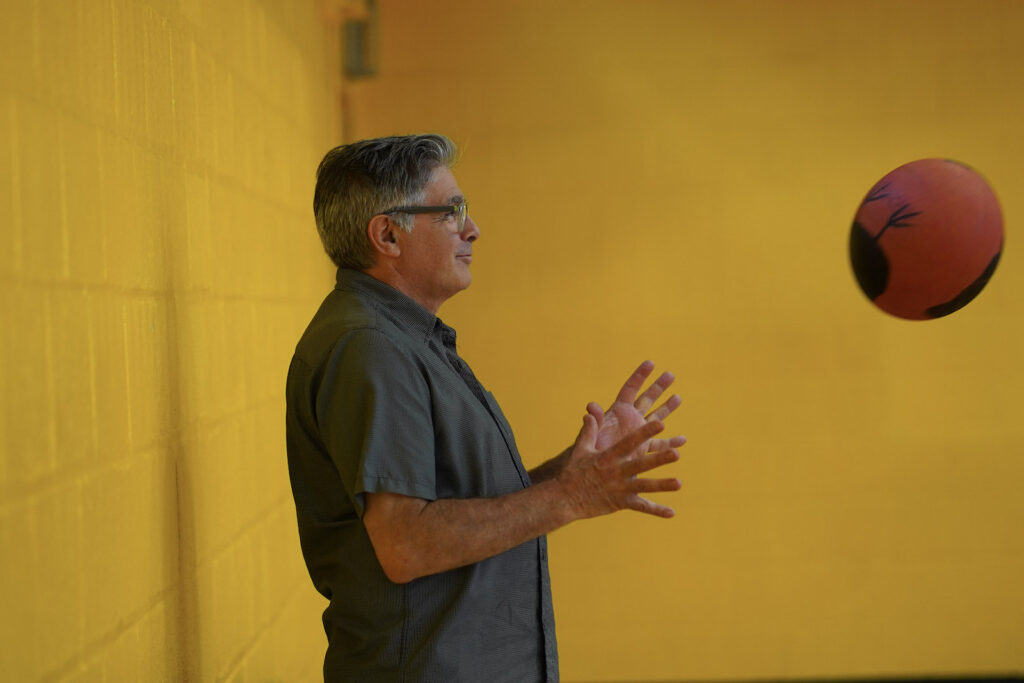 audience participant performs Body Maintenance as part of KinesTHESES, 2019