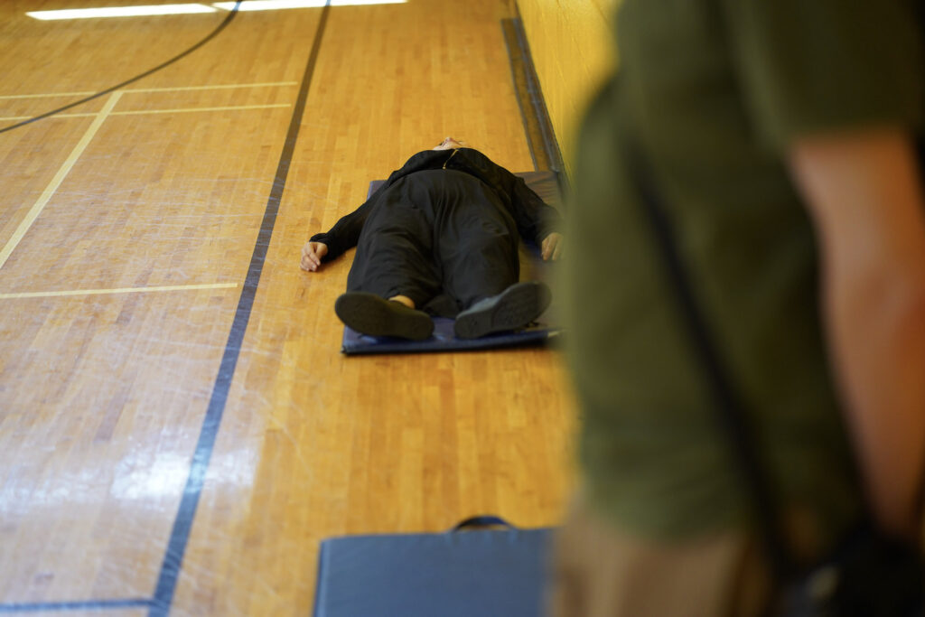 Sakiko Yamaoka performs Body Maintenance as part of KinesTHESES, 2019