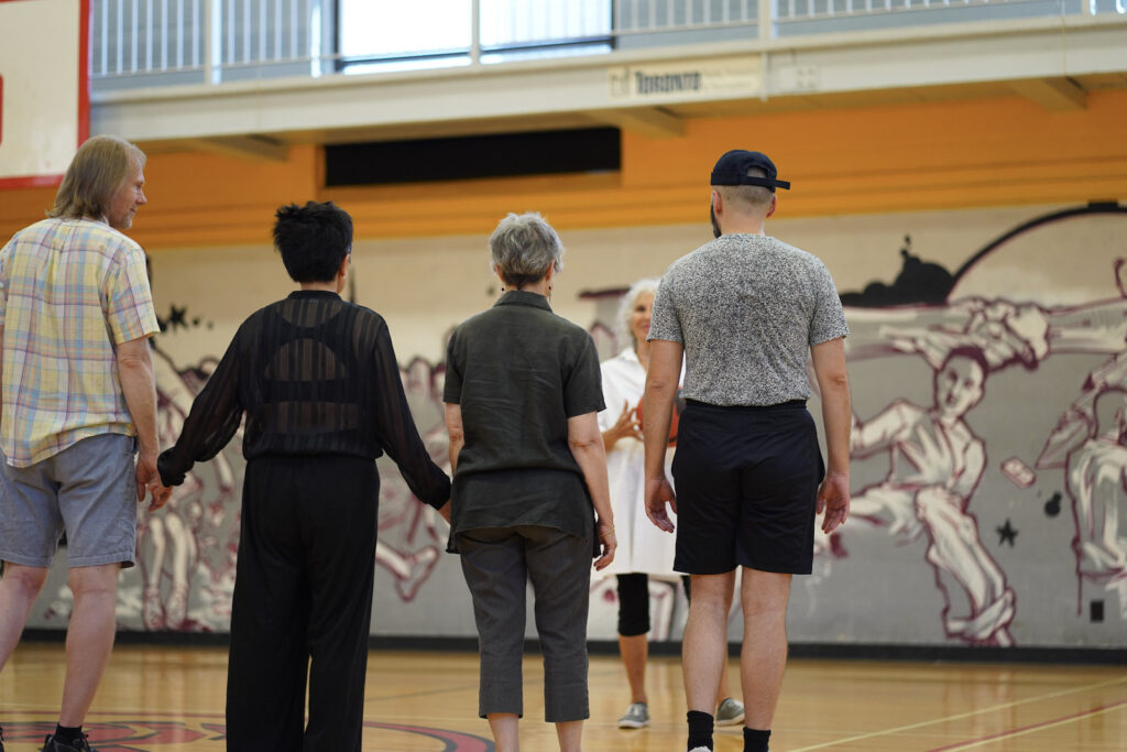 Sakiko Yamaoka and audience participants perform Body Maintenance as part of KinesTHESES, 2019