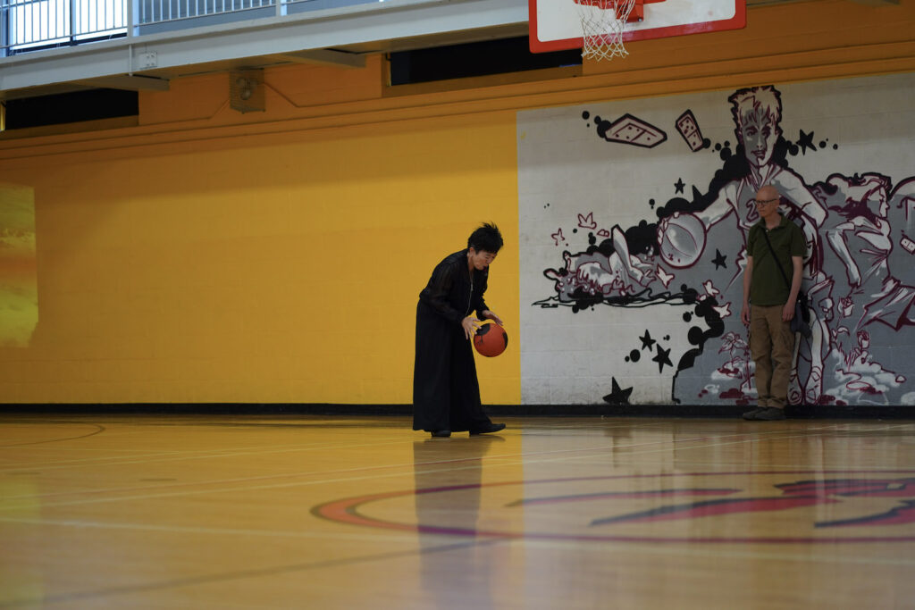 Sakiko Yamaoka performs Body Maintenance as part of KinesTHESES, 2019