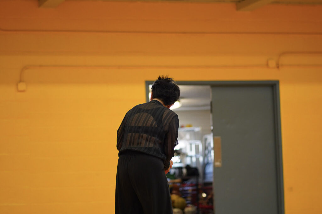 Sakiko Yamaoka performs Body Maintenance as part of KinesTHESES, 2019