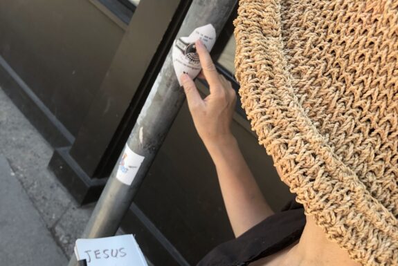 Sakiko Yamaoka performs in Step 2 as part of KinesTHESES, 2019