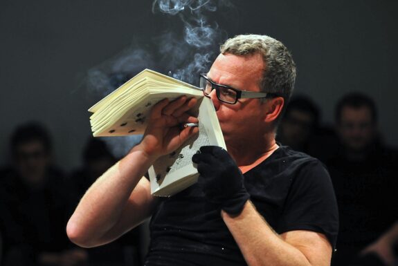 Joakim Stamp performing ‘untitled’ at XPACE.